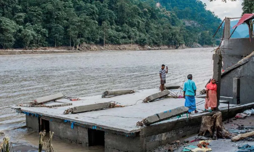 Flash flood: State Irrigation Department to set up 30 rain gauge stations in rivers