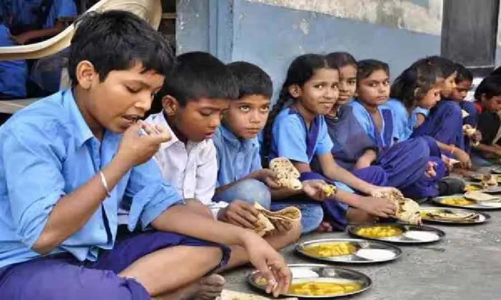 Jharkhand Assembly asks students to serve 'tasteless mid-day meal'