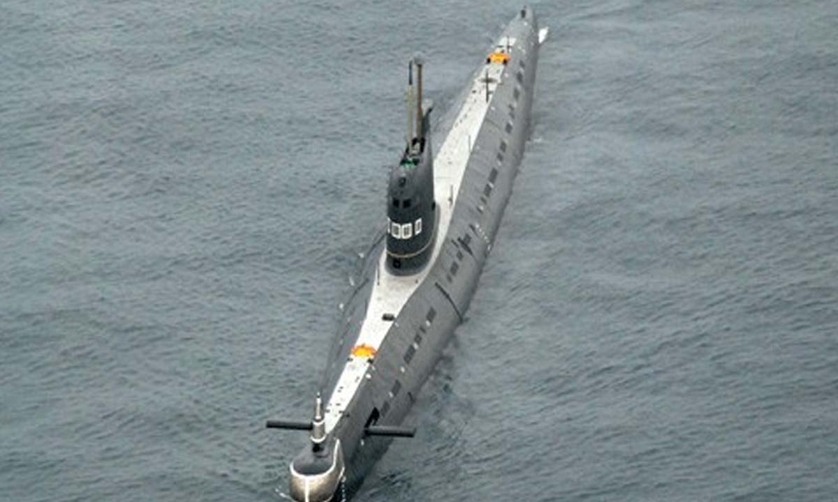 Mumbai: Maharashtra government clarifies position on submarine project going to Gujarat