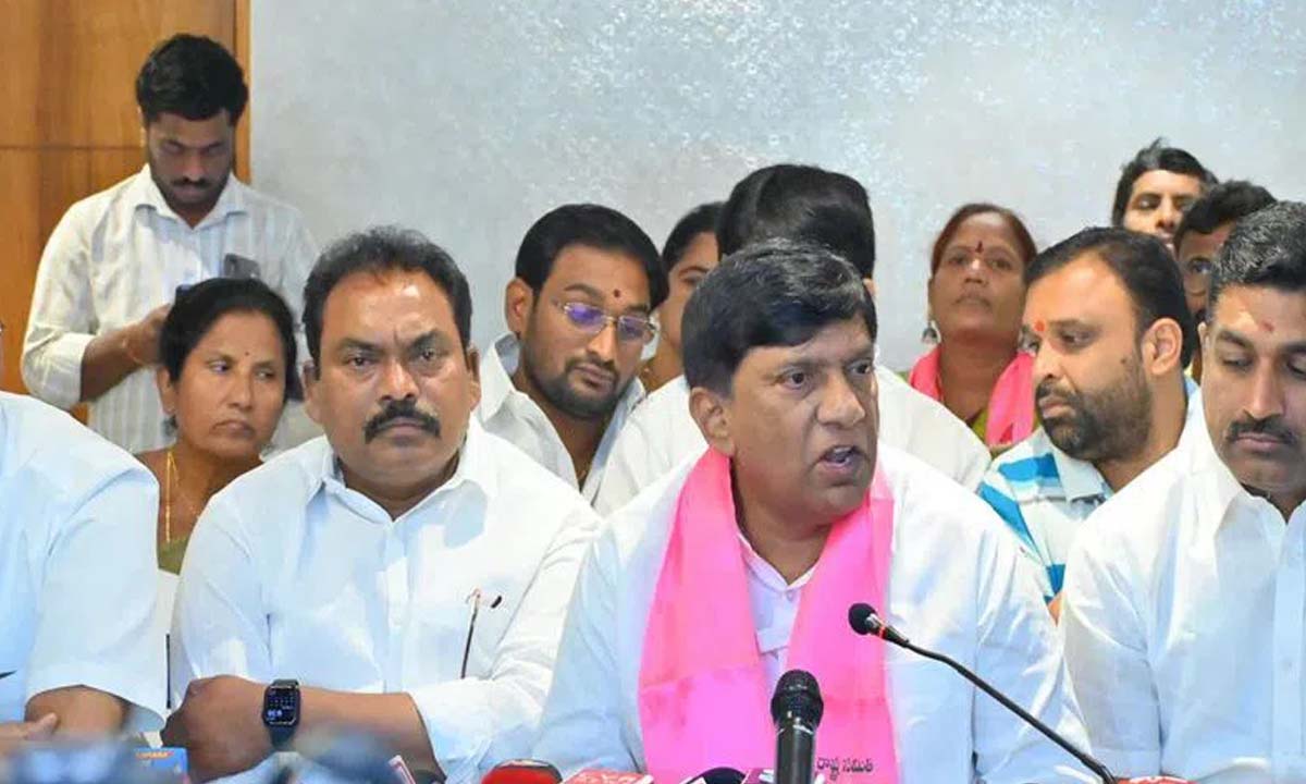 Telangana: BRS leader Vinod Kumar refutes the allegations against him