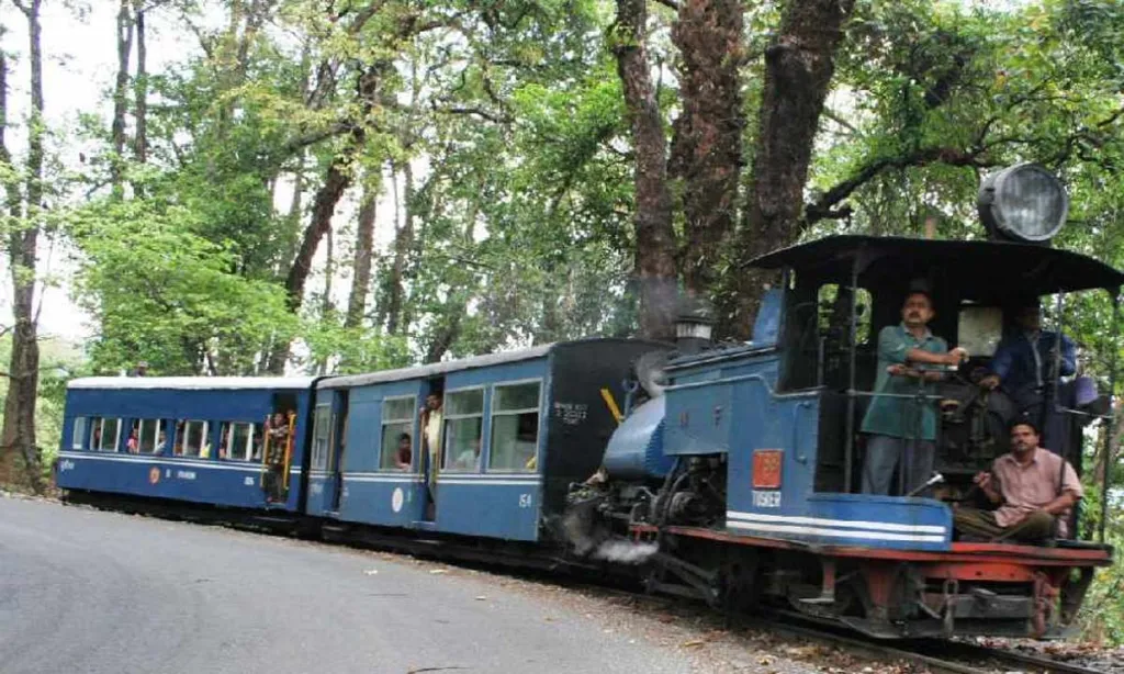 Siliguri: Toy train derails again, Darjeeling Himalayan Railway starts investigation