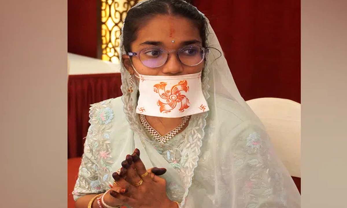 Hyderabad: 19 year old girl is going to become a Jain nun