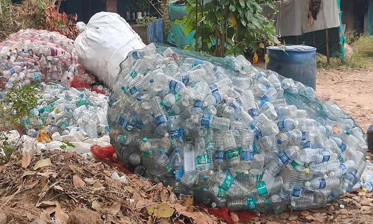 Karnataka: 'Chauri' fishing with plastic bottles is polluting the sea