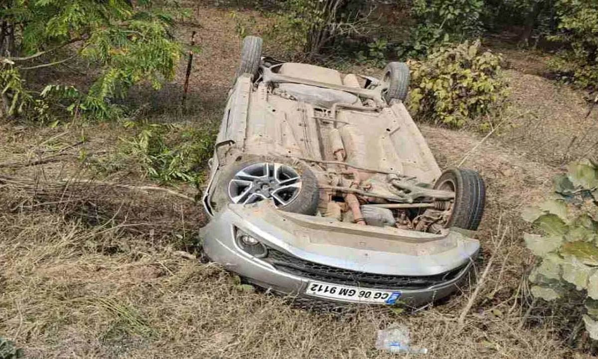 Uncontrollable car overturns in field, one dies painfully