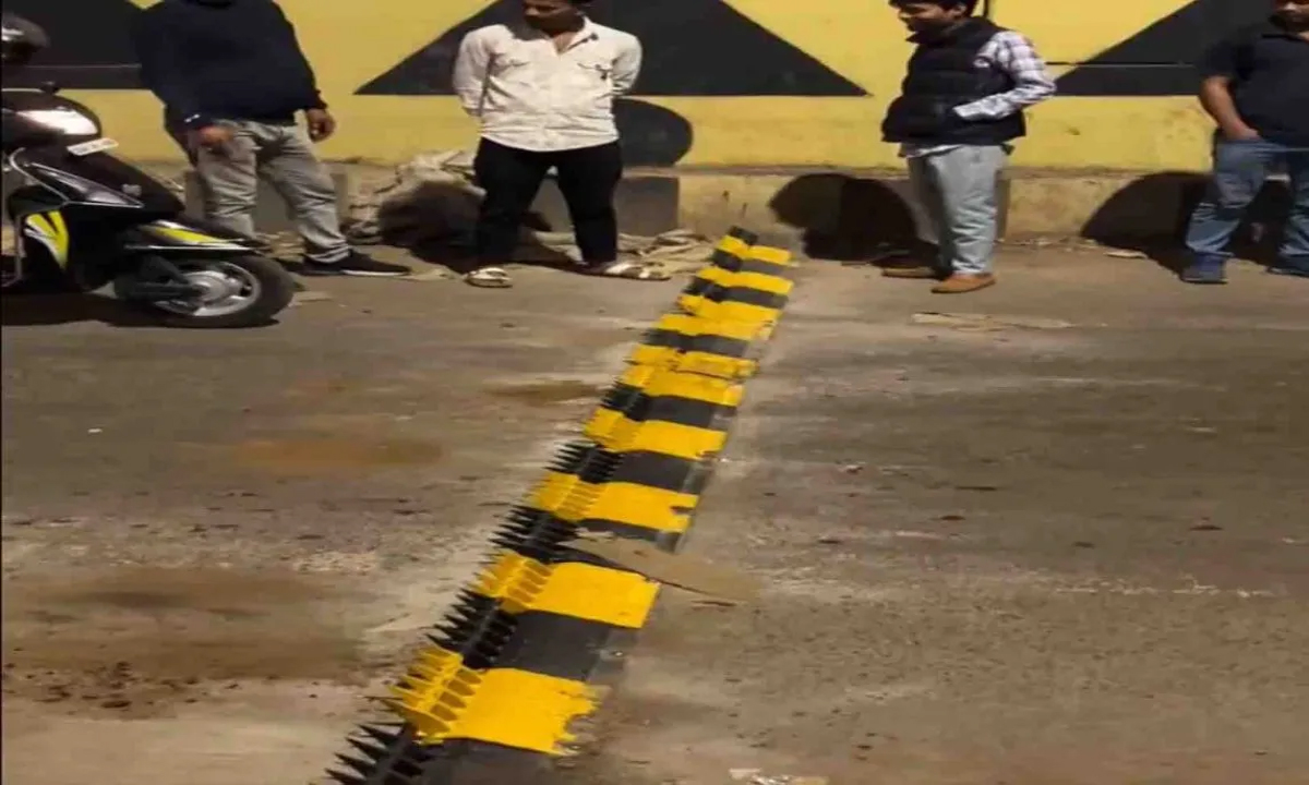 Tire killing breakers will soon be installed in Raipur, watch video