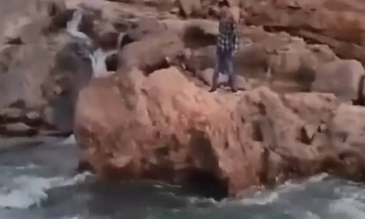 Suicide attempt in waterfall, video goes viral