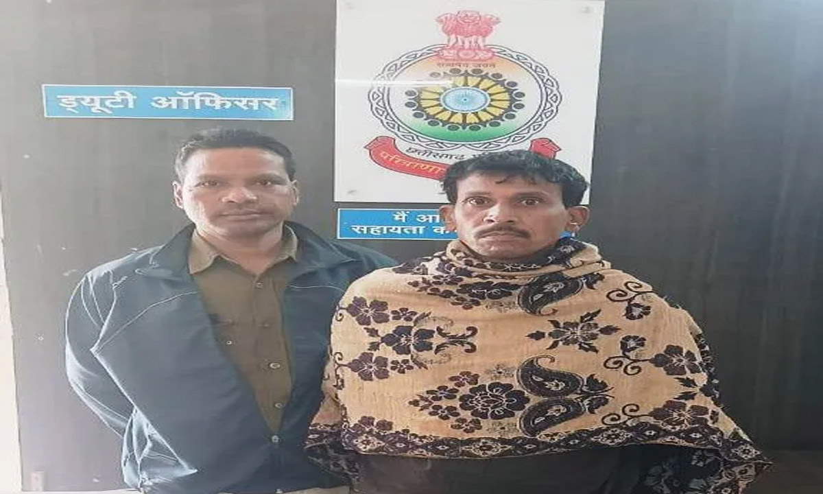 Accused arrested with 9 liters of Mahua liquor