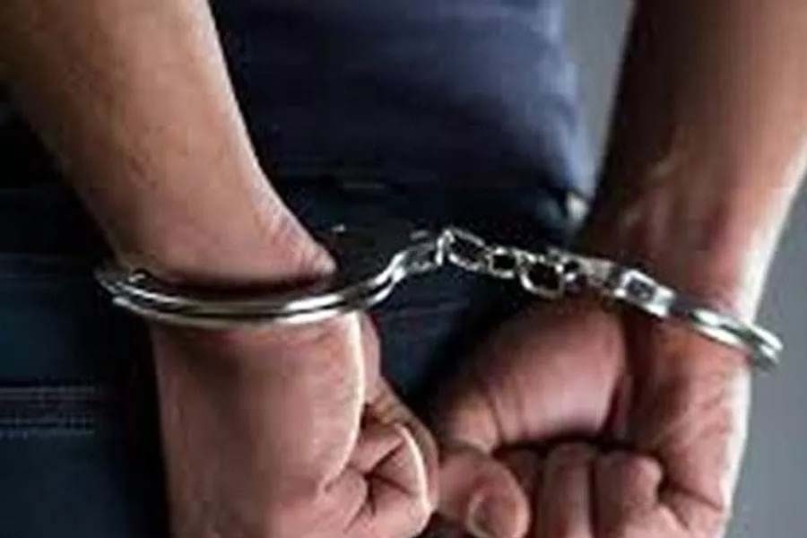 Suspect arrested near LoC