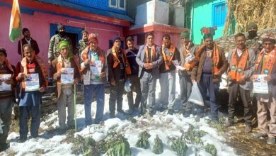 BJP undertakes Gaon Chalo Abhiyan in snow bound areas across J&K