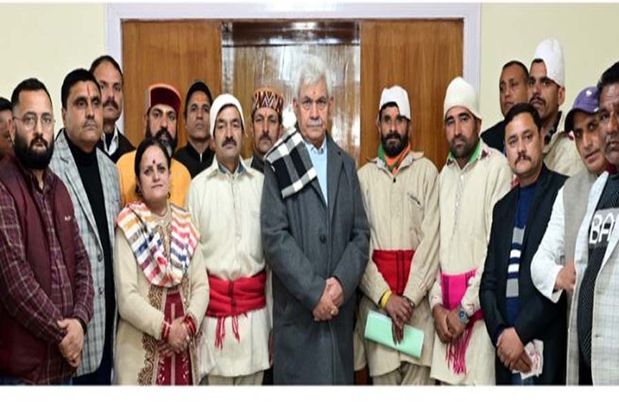 Delegations of Padari tribe, ex-servicemen call on LG