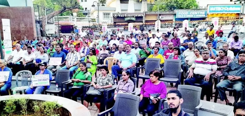 Loyal Goans gather at Lohia grounds to 'liberate' their land from pain