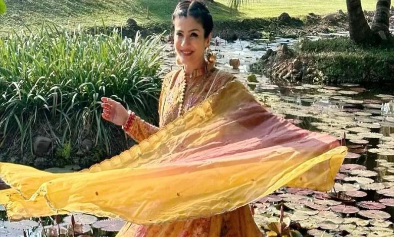 Raveena soaks up some sunshine in Tadoba