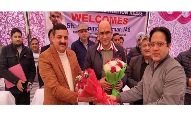 Bhupinder chairs public outreach, grievances redressal camp in Reasi