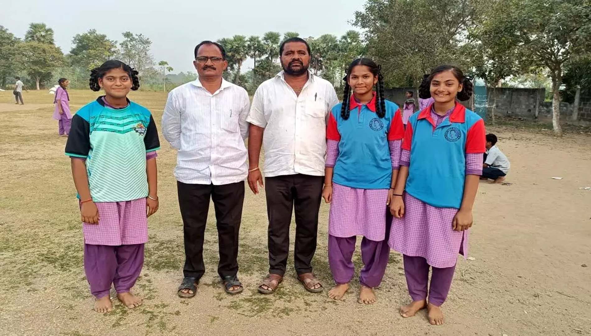 Paradi school students to participate in Softball competition at national level