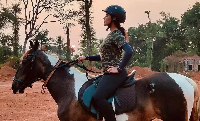 Samyuktha showcases her commitment for films; undergoes rigorous horse-riding training