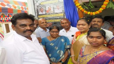 YSRCP leaders thanks Mekathoti Sucharita for developing Pamulapadu village