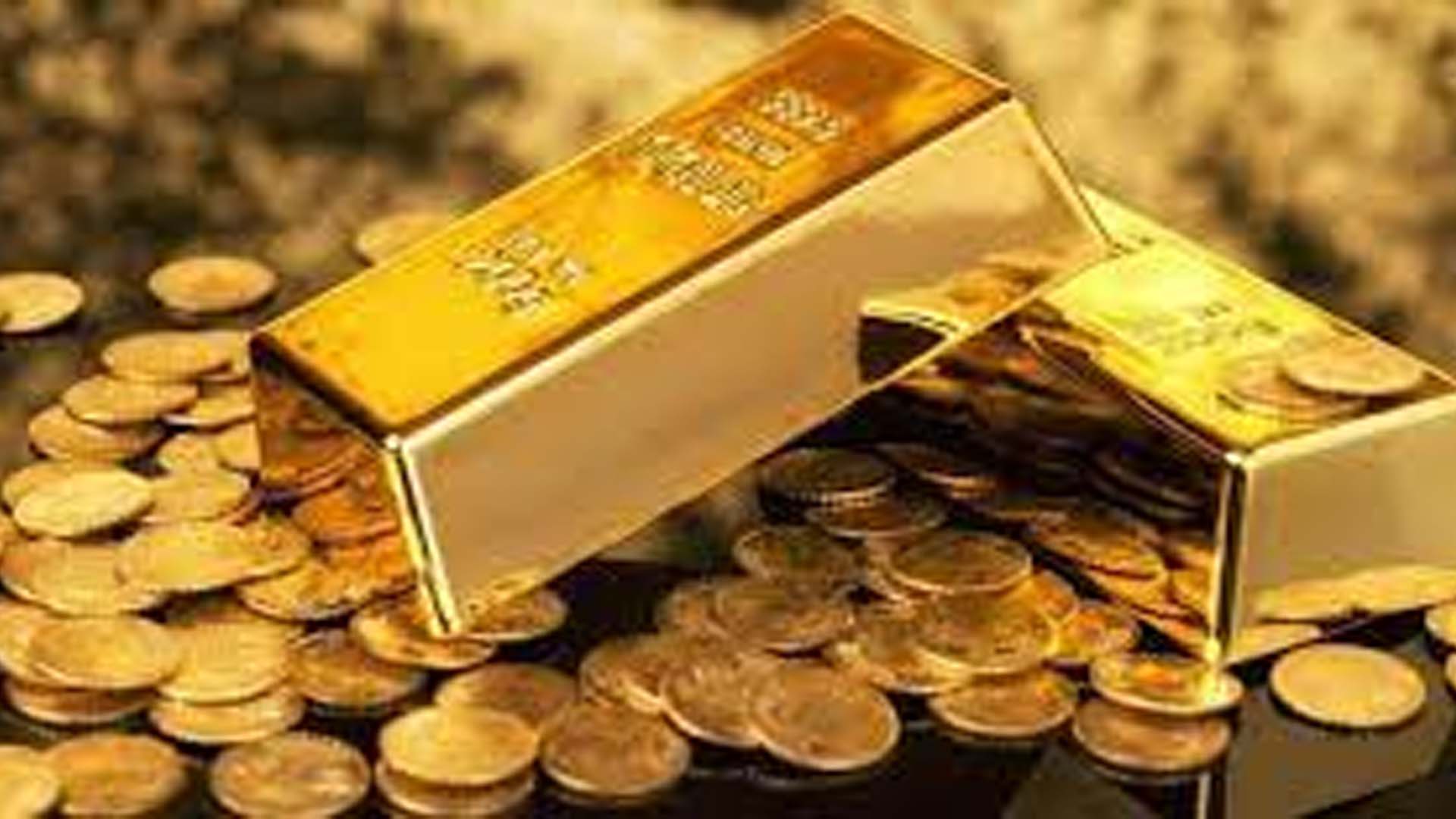 Gold price remained at Rs 63,200 per 10 grams.