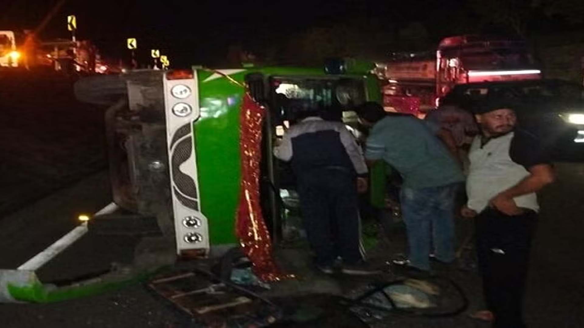 Bus overturns in border area of Jammu district, 16 injured