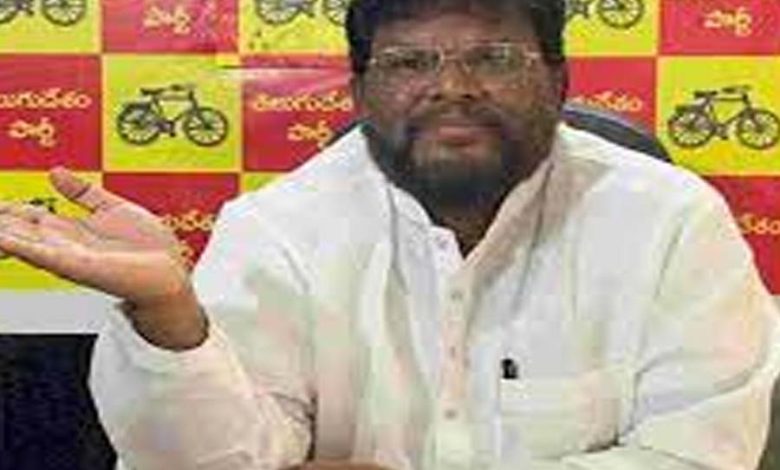 TDP President Abdul Aziz condemns attacks on media by YCP