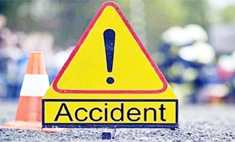 Trolley hits car in Rohtak, two youths from Rajasthan die