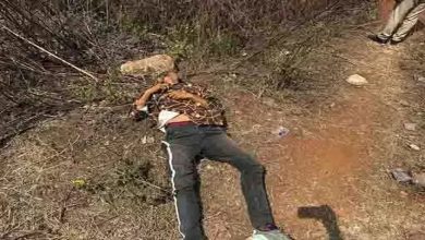 Dead body of youth found in front of IG office, FSL team on the spot