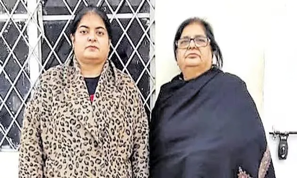 Daughter defrauded mother of lakhs in Delhi