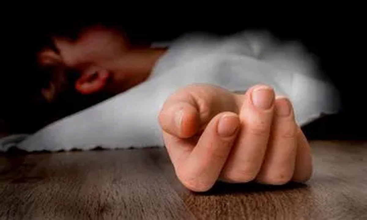Young man commits suicide after failing in love