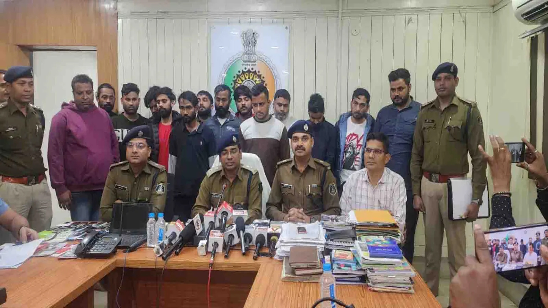 14 fraudsters arrested for online fraud worth crores across the country