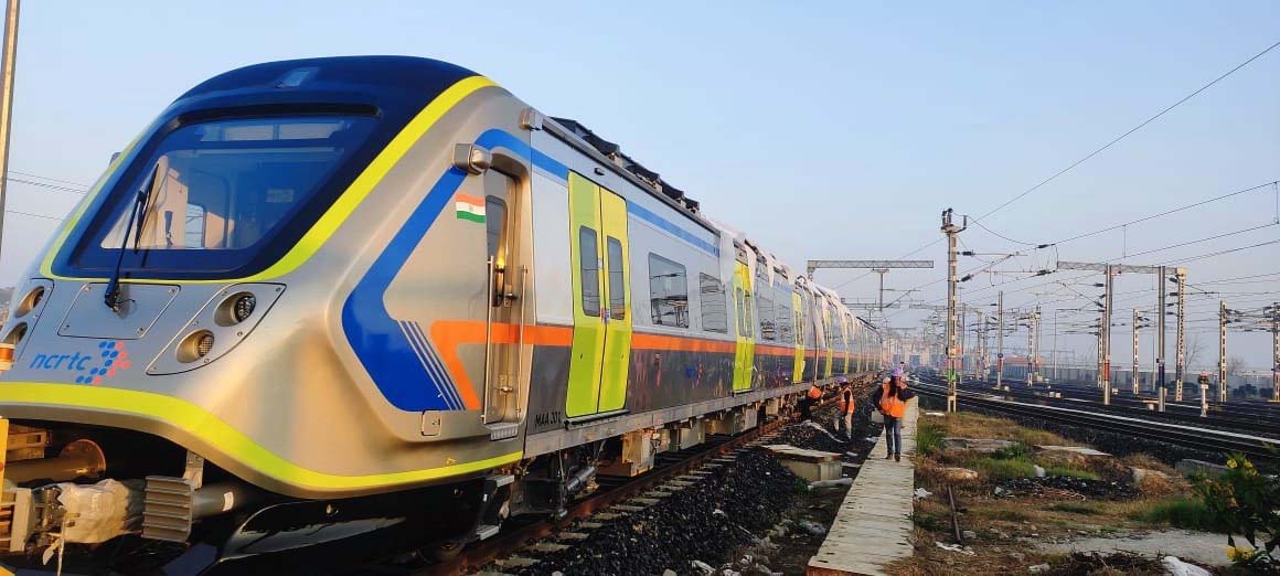 Meerut Metro's first trainset reaches Duhai NCRTC depot