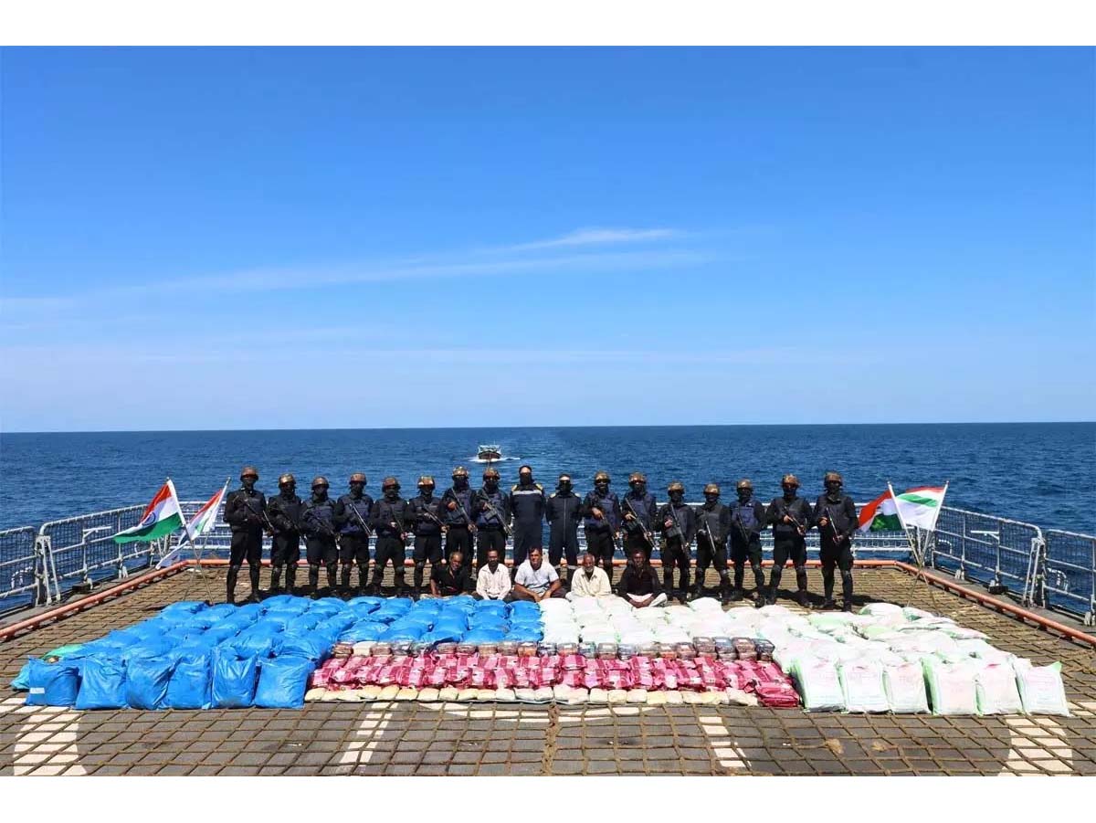 Navy seizes 3,300 KG drugs from boat in the sea