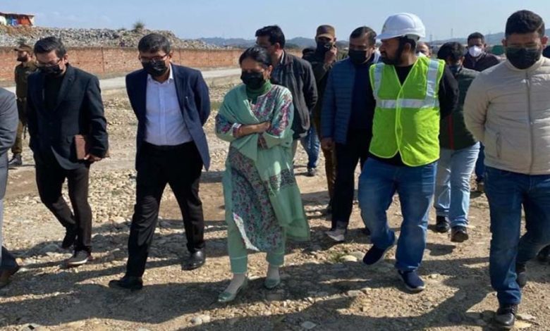 Mandeep Kaur assesses progress on waste disposal site of JMC