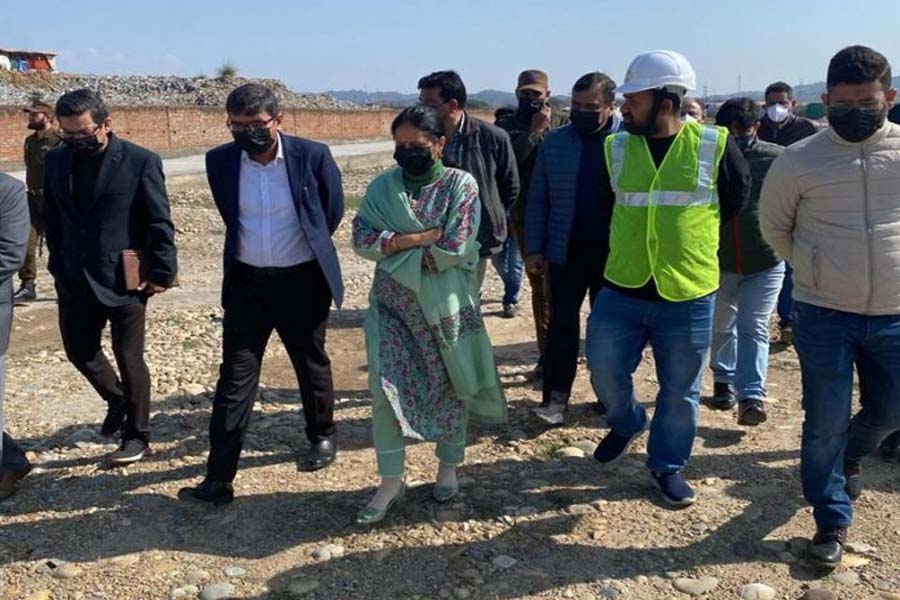 Mandeep Kaur assesses progress on waste disposal site of JMC