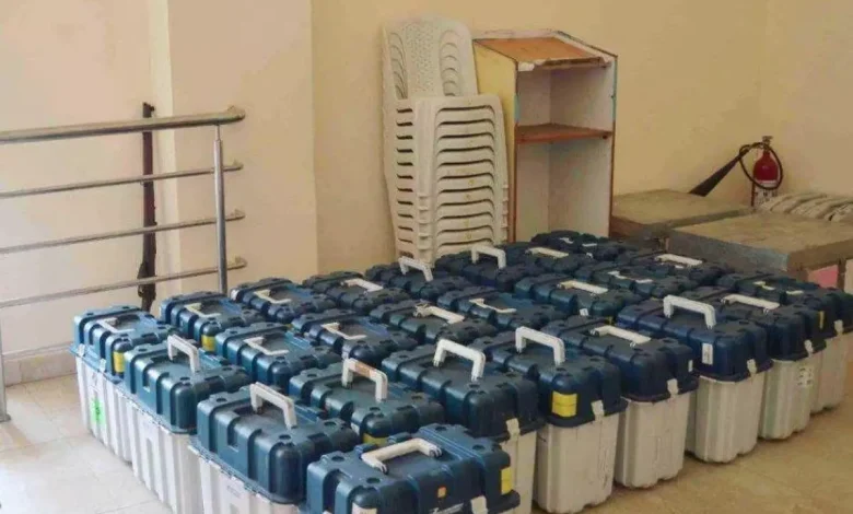 Voting preparations in full swing in Salem, sending of EVMs started