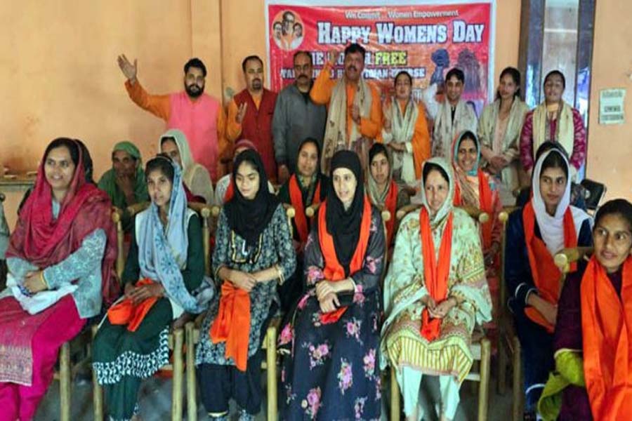 Shiv Sena to train women in tailoring