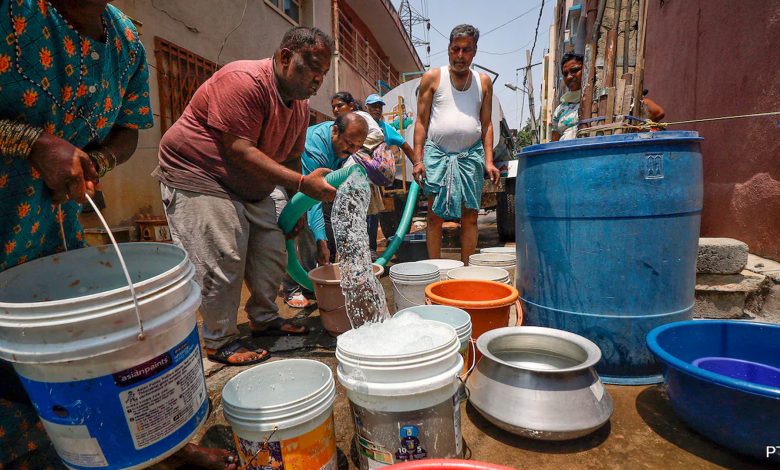 Dry day for people celebrating Holi in Bengaluru due to water crisis