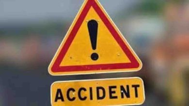 Bus coming to Raipur victim of accident, 3 passengers injured