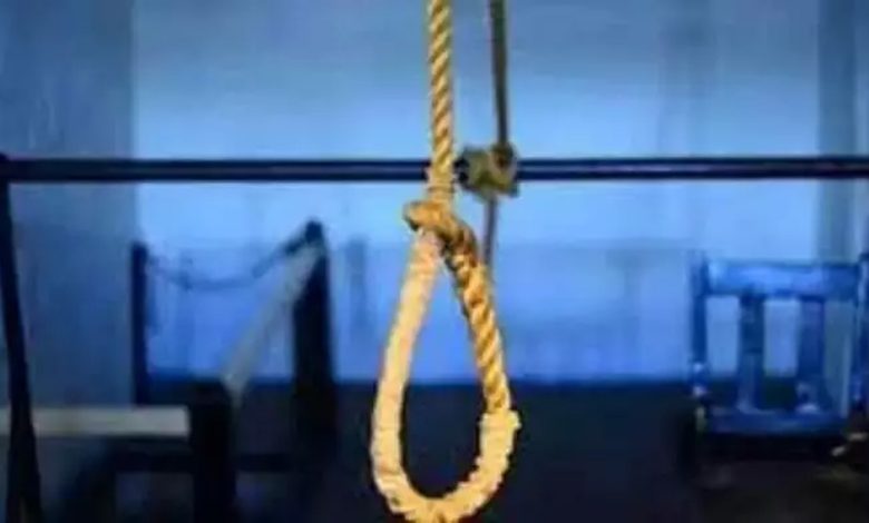 Teenager's body found hanging in a mango tree