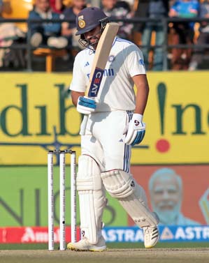 264/1,Rohit, after, Gill, century, second day, till lunch, India 264/1,