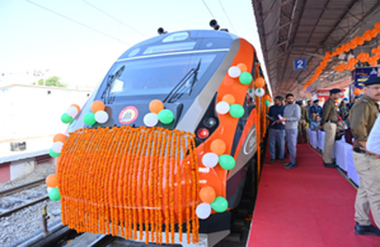 Vande Bharat train gift to Uttarakhand, Prime Minister Modi inaugurated it through virtual medium