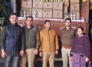 Liquor worth Rs 35 lakh seized from canter in Greater Noida, search for absconding driver intensifies