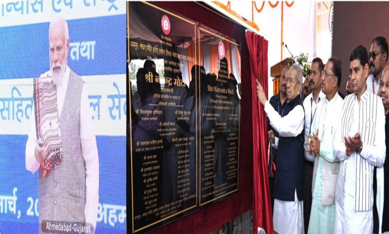 Prime Minister inaugurated and laid the foundation stone of about 6000 railway projects worth more than Rs 85,000 crores