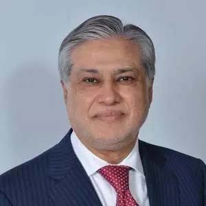 Pakistan 'seriously' considering resuming trade with India: Foreign Minister Ishaq Dar