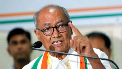 Brokers are going with the government, Digvijay Singh attacked