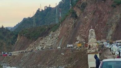 Jammu-Srinagar National Highway blocked due to falling stones