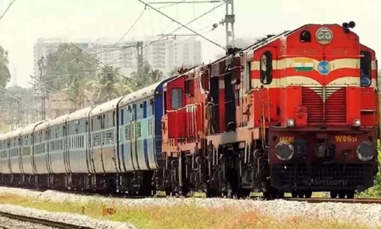 Passengers will not face any problem in going home on Holi, see the list of special trains here