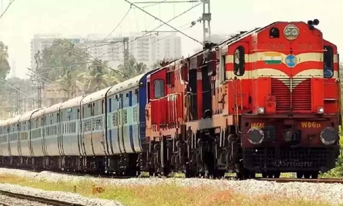 Passengers will not face any problem in going home on Holi, see the list of special trains here