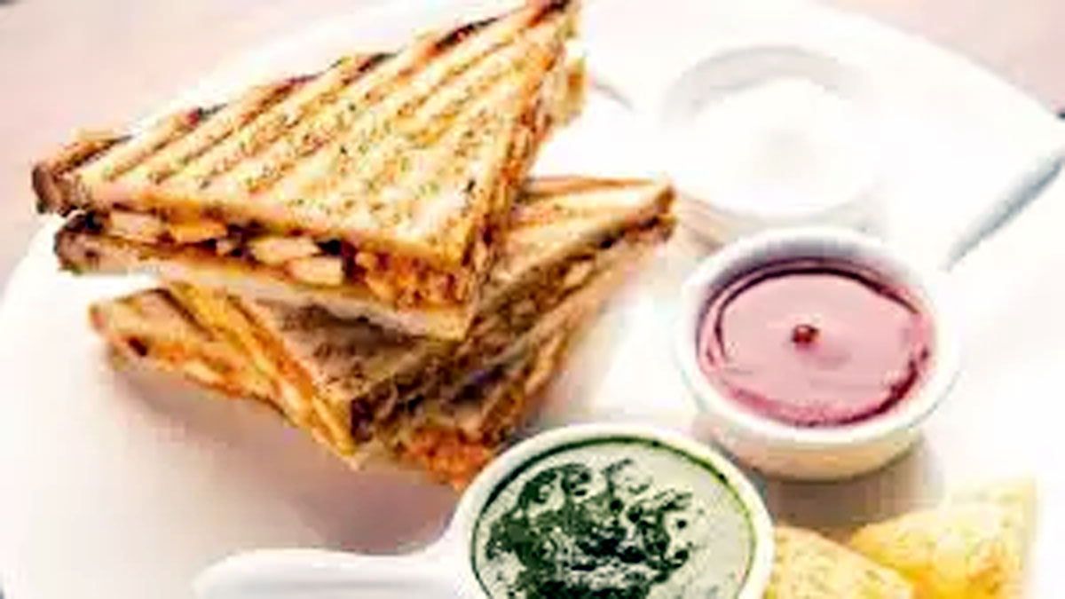 Tandoori Paneer Sandwich is ready in just 10 minutes