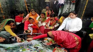 On the occasion of Mahashivratri, a flood of faith gathered at all the Shiva temples of Bageshwar