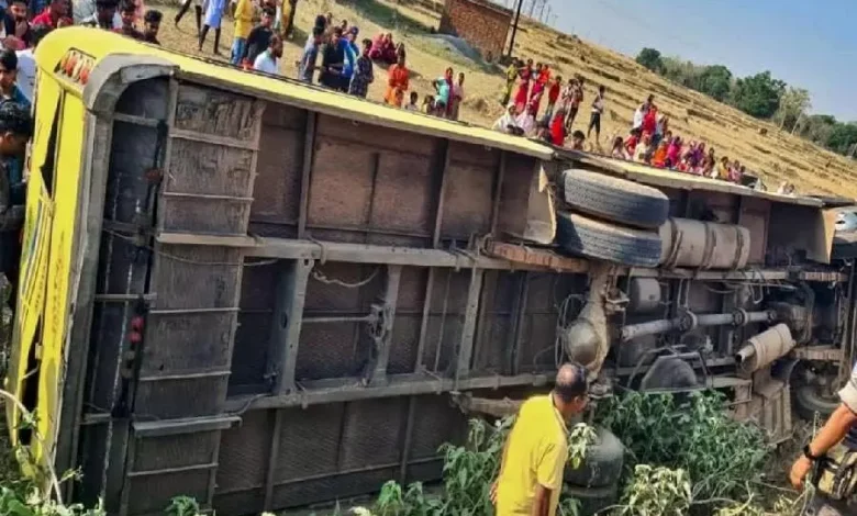 16 injured when school bus carrying 30 students overturns in Ranchi, Jharkhand