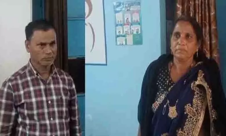 Theft in Reliance market, couple arrested